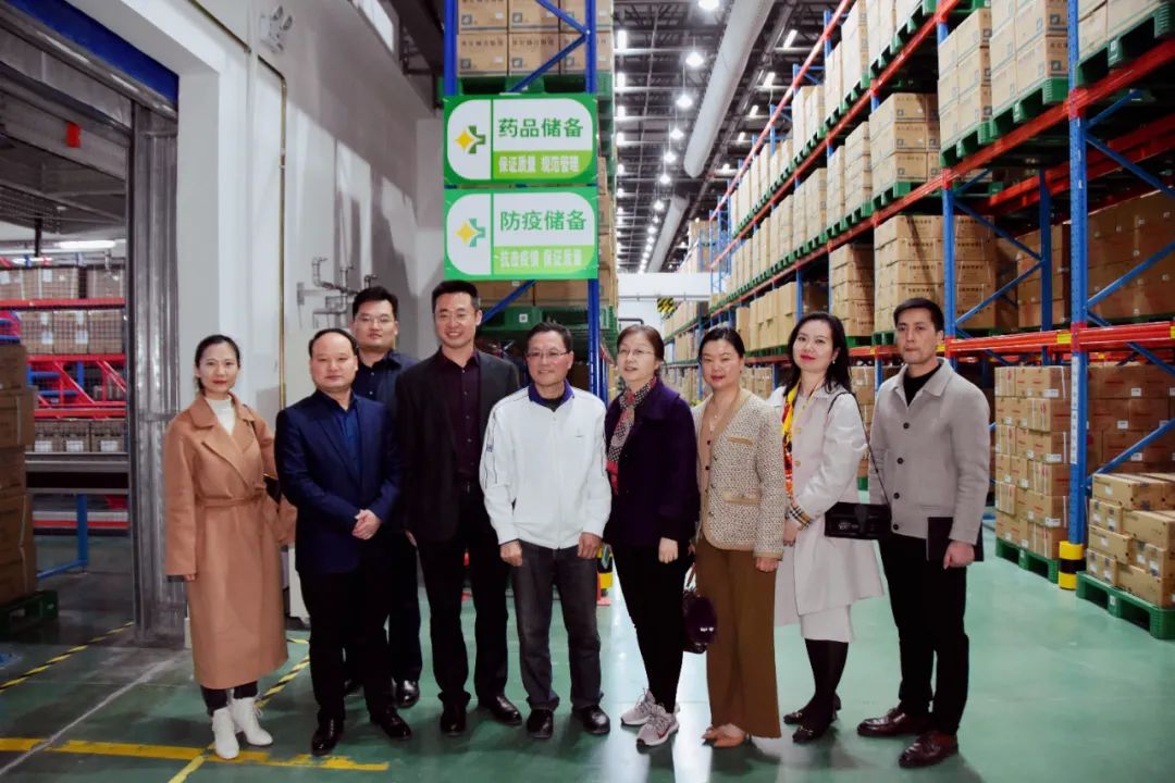 共谈发展成果，共谋发展未来——联盟互访走进省医药商业协会(图4)